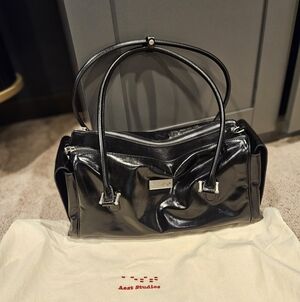 Aest Studios Capture Large Shoulder Bag
